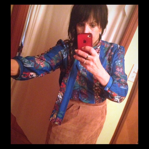 Vintage Tops - Great‎ Vintage Shoulder Button Up Blouse w/Ties